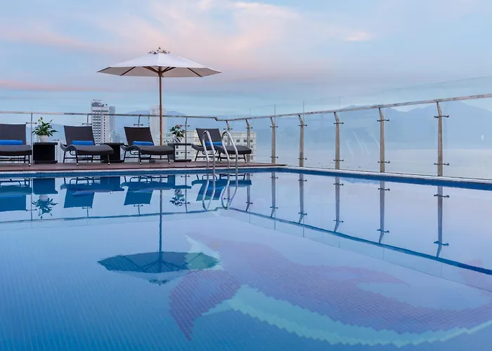 Sunny Ocean Hotel & Spa Da Nang
